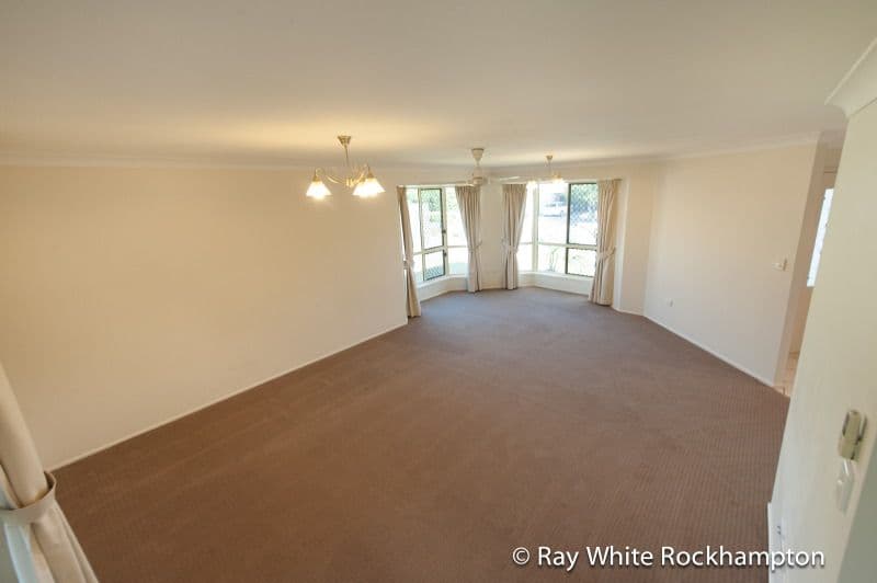 12 Brookside Avenue, NORMAN GARDENS QLD 4701, Norman Gardens - Thumbnail 5