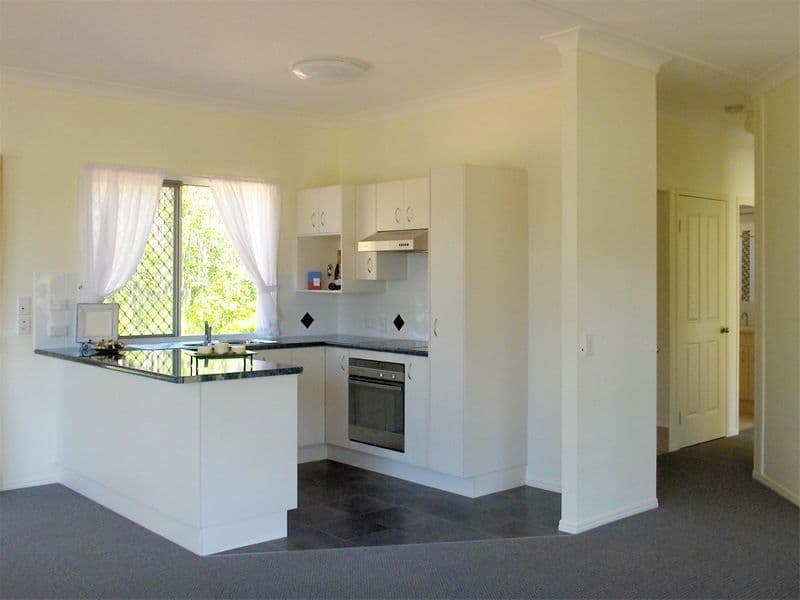 14 Douglas Street, RUSSELL ISLAND QLD 4184, Russell Island - Thumbnail 7