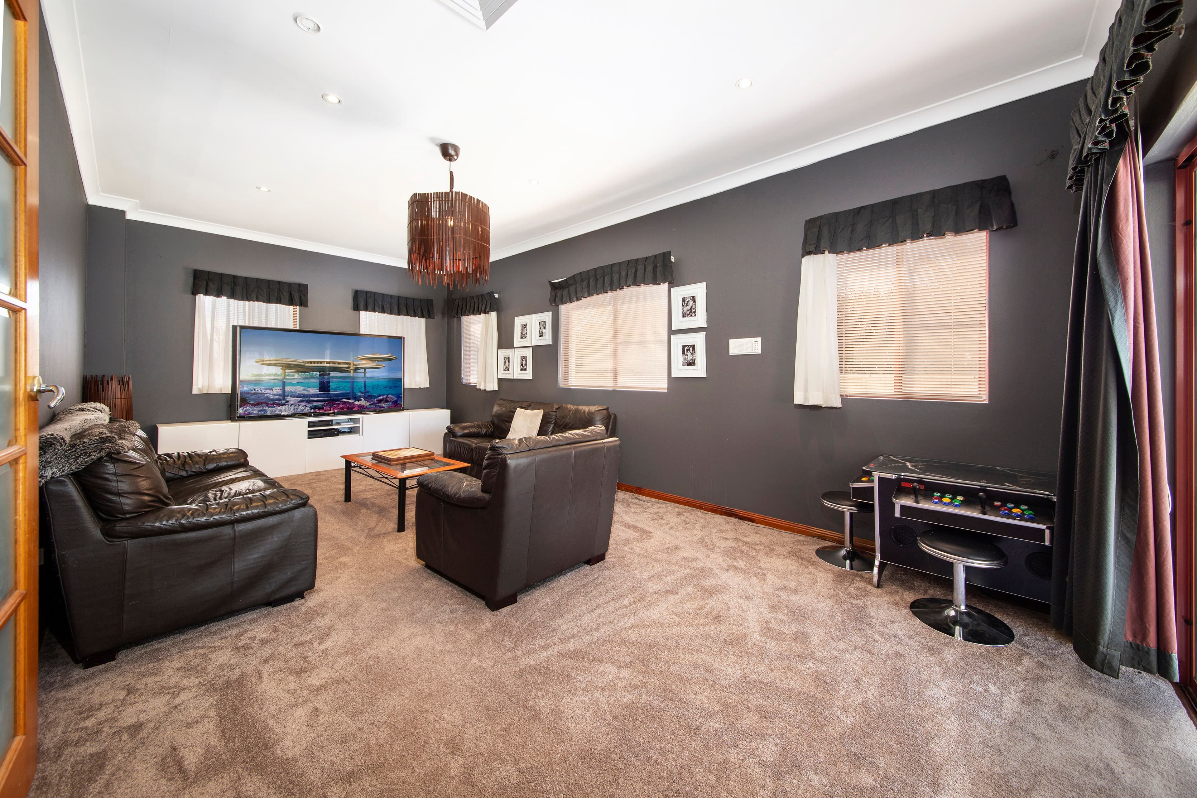 2 Butler Close, Menai NSW 2234, Menai - Thumbnail 4
