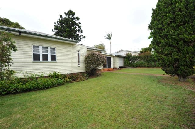 35 Perth Street, RANGEVILLE QLD 4350, Rangeville - Thumbnail 2