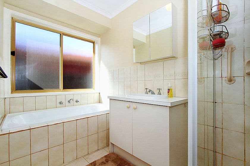 1 Somers Close, MILL PARK VIC 3082, Mill Park - Thumbnail 7