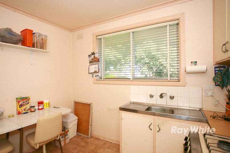 17 Jenkins Street, NOBLE PARK VIC 3174, Noble Park - Thumbnail 5
