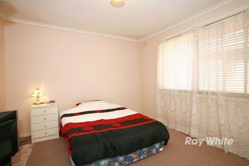 17 Jenkins Street, NOBLE PARK VIC 3174, Noble Park - Thumbnail 7