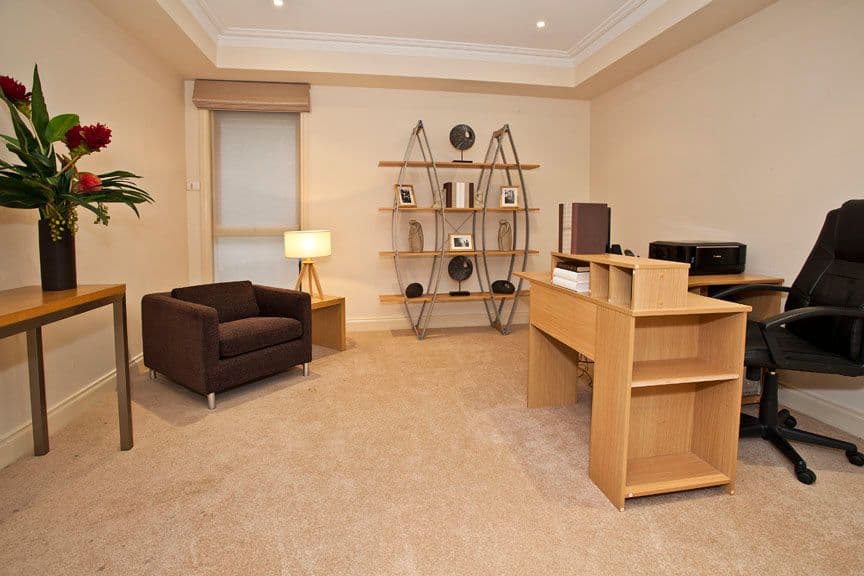 18 Kwinana Street, GLEN WAVERLEY VIC 3150, Glen Waverley - Thumbnail 6