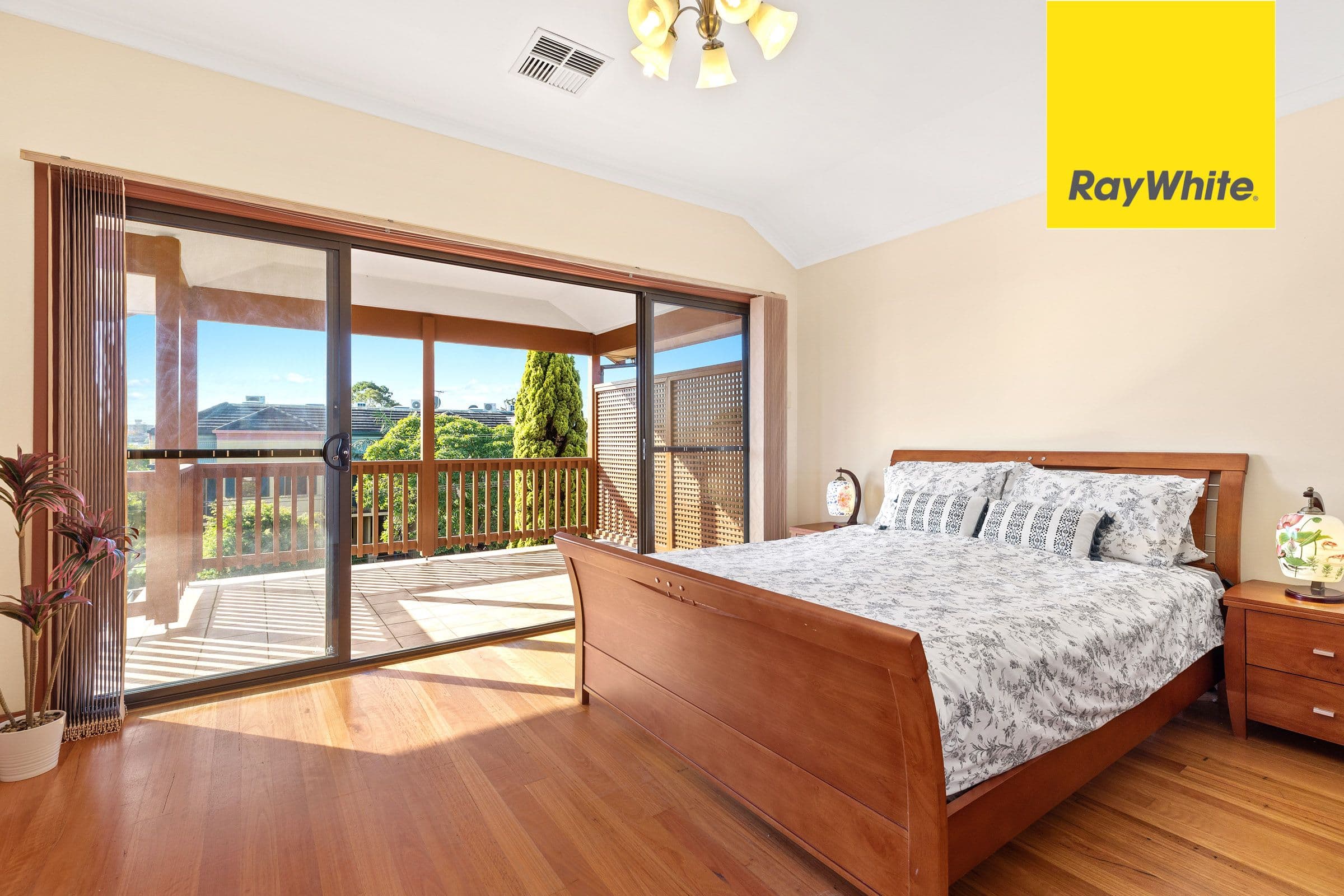 69 Hampden Road, Russell Lea - Thumbnail 4