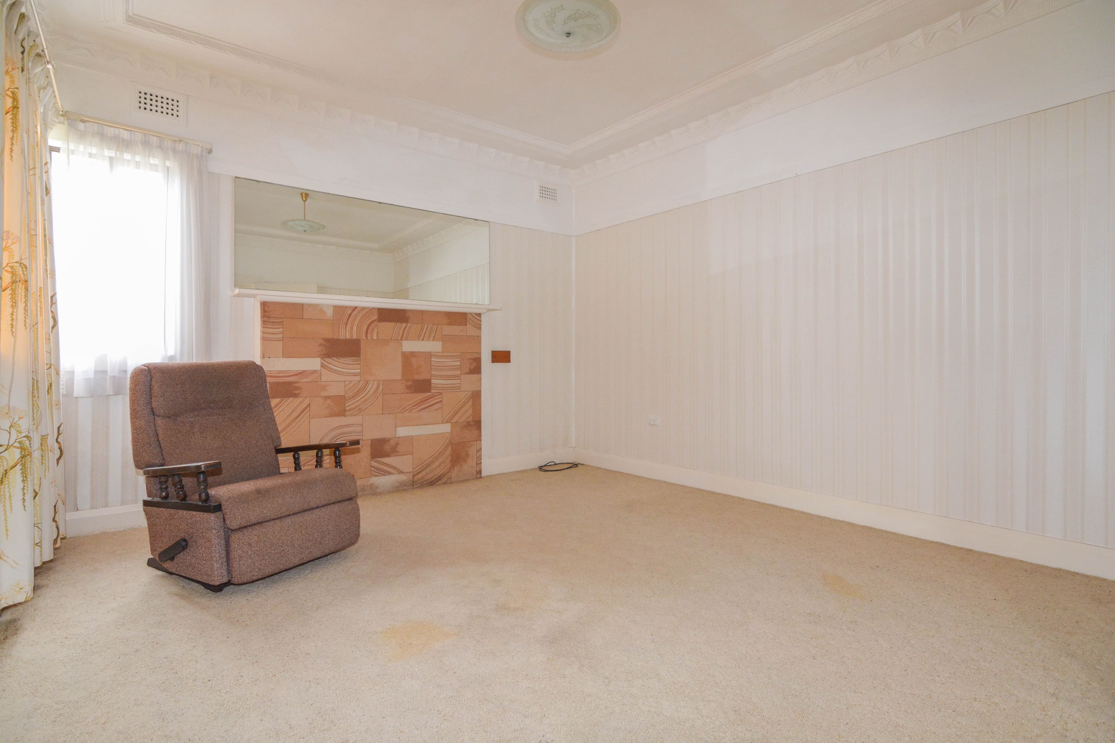 12 Campbell Street, North Gosford - Thumbnail 2