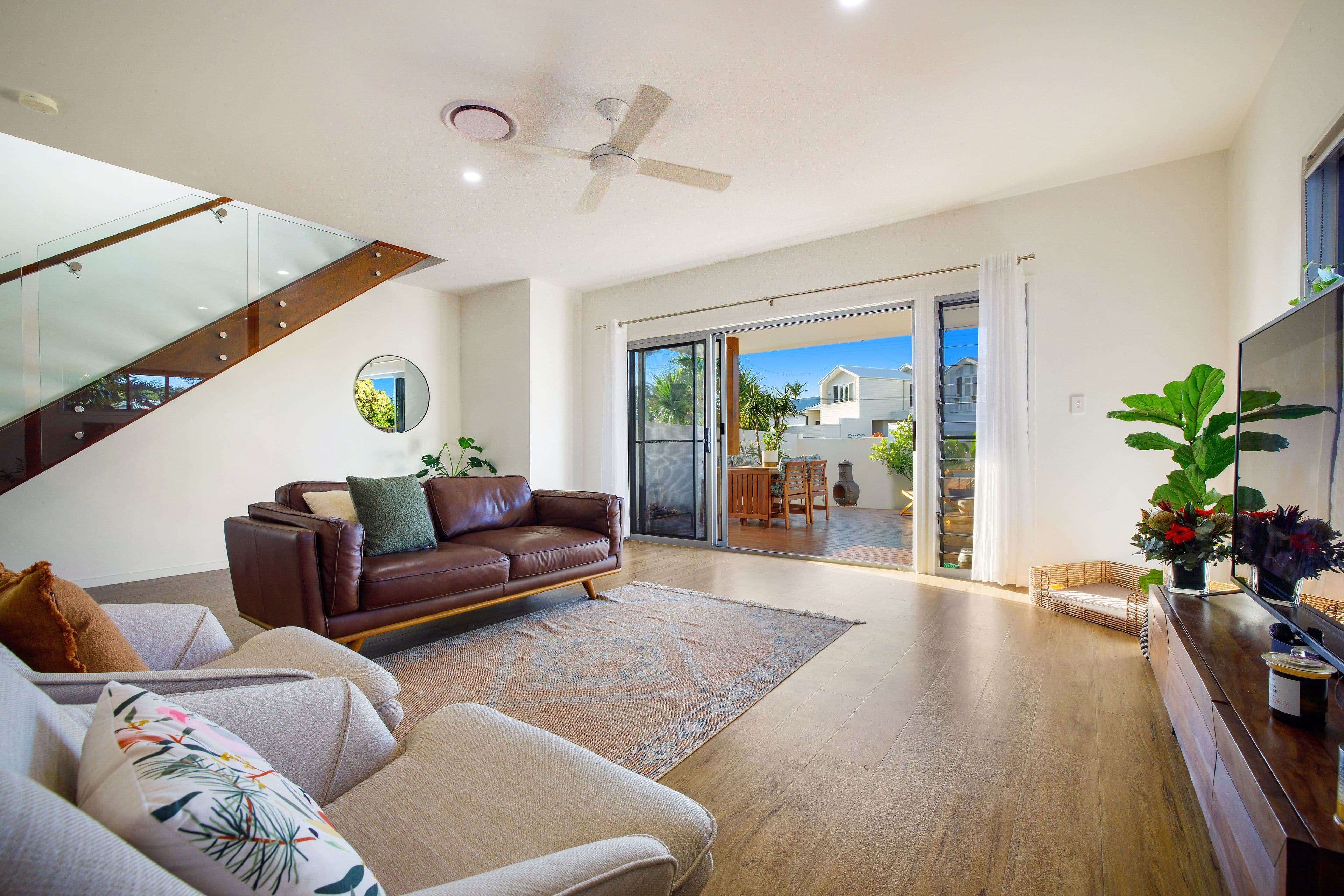 16 Kallay Street, Miami QLD 4220, Miami - Thumbnail 2