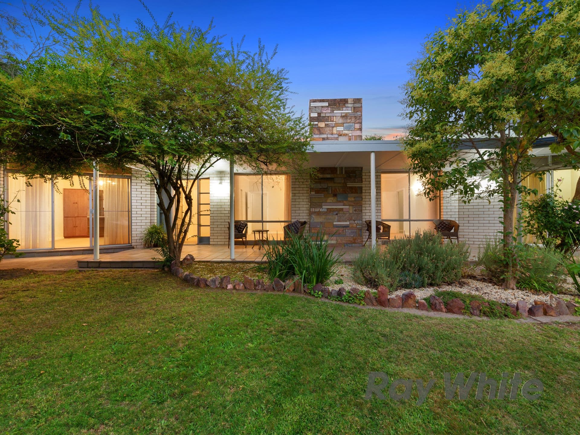 30 Parkview Parade, Benalla VIC 3672, Benalla - Image 1