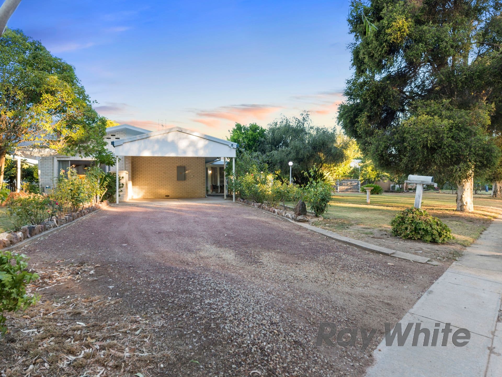 30 Parkview Parade, Benalla VIC 3672, Benalla - Thumbnail 8