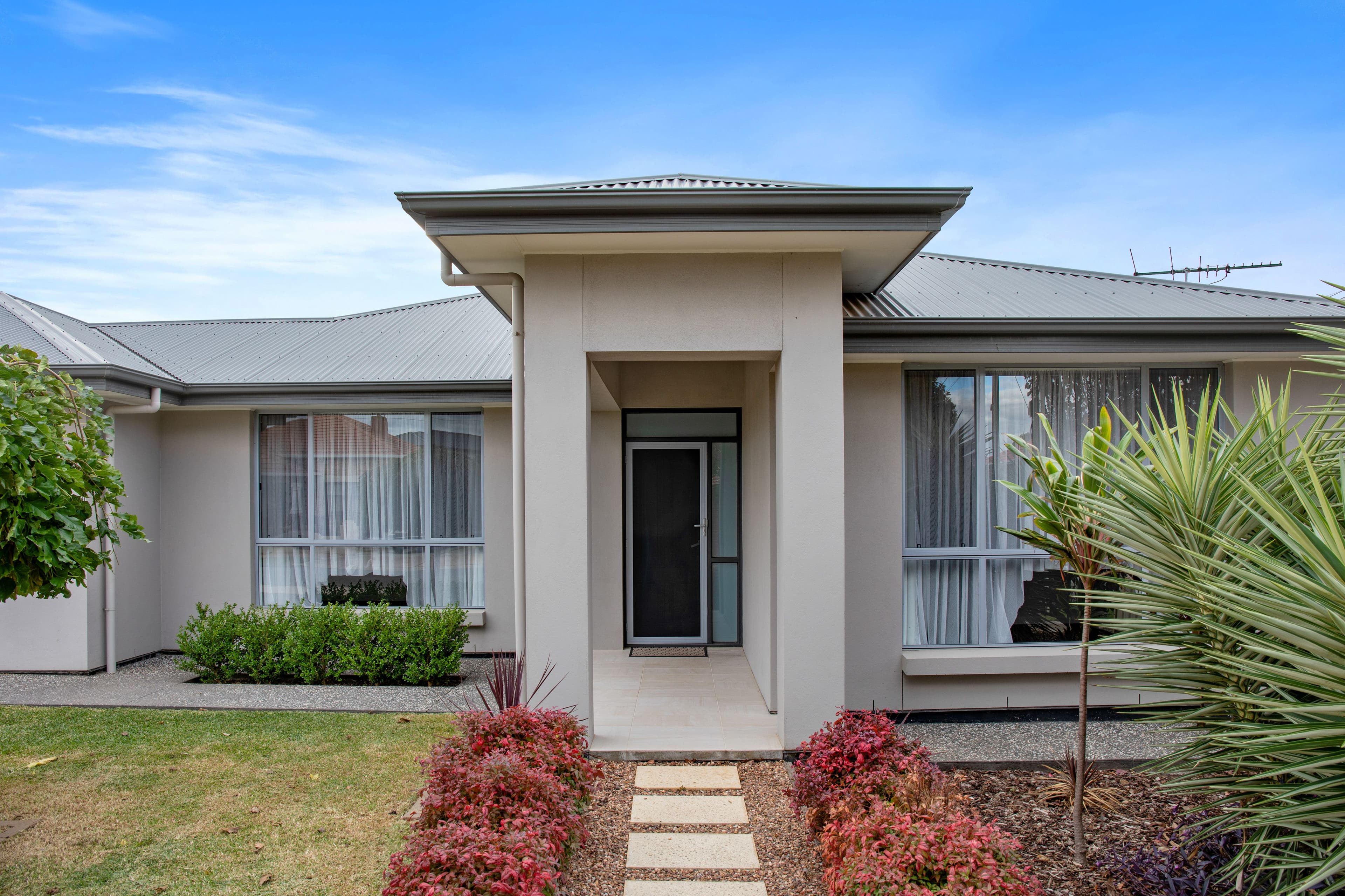10 Collingwood Avenue, Flinders Park SA 5025, Flinders Park - Thumbnail 2