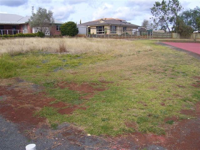 16 Collingwood Close, MIDDLE RIDGE QLD 4350, Middle Ridge - Thumbnail 2