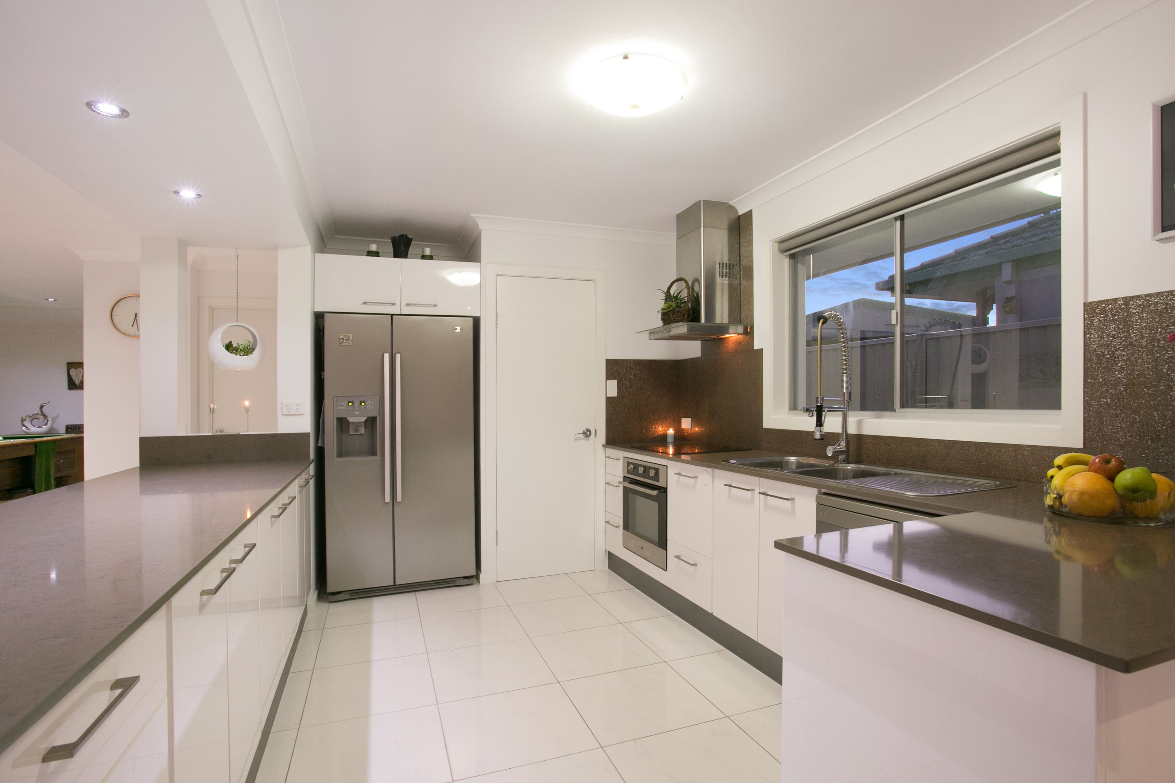 29 Rio Vista Boulevard, Broadbeach Waters QLD 4218, Broadbeach Waters - Thumbnail 7
