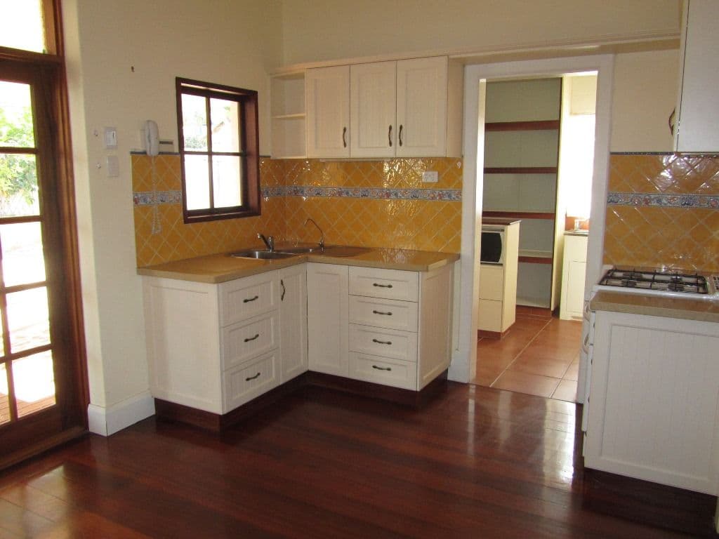 104 Fitzgerald Street, BEACHLANDS WA 6530, Beachlands - Thumbnail 3
