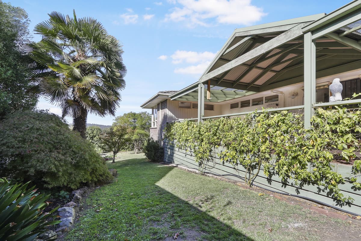 14 Crown Point Ridge, Chirnside Park VIC 3116, Chirnside Park - Thumbnail 2