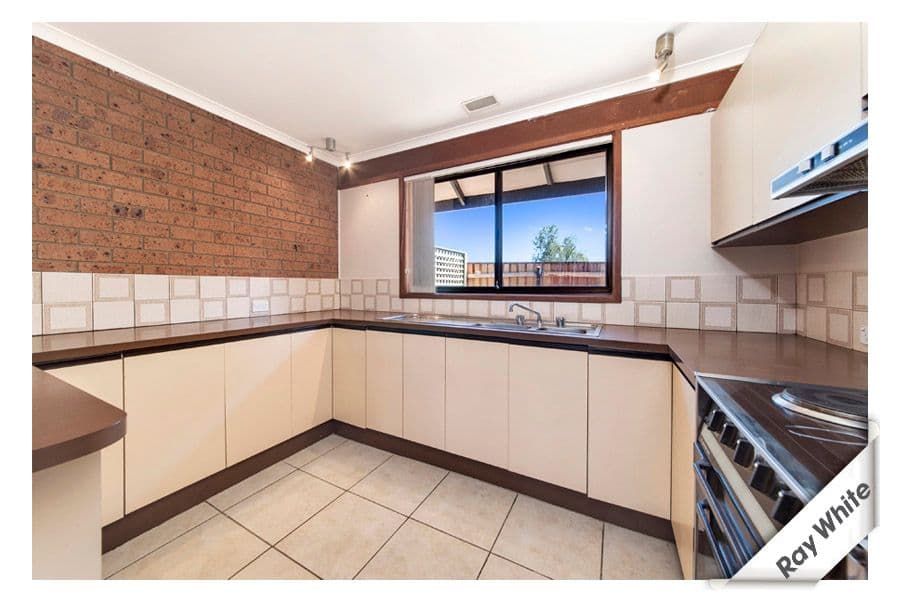 15 McKeahnie Street, Crestwood NSW 2620, Crestwood - Thumbnail 3