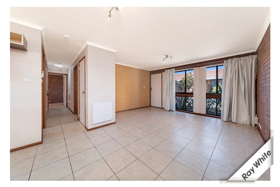 15 McKeahnie Street, Crestwood NSW 2620, Crestwood - Thumbnail 4