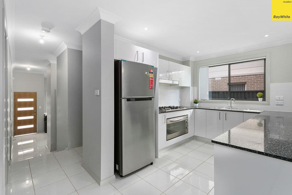 .32 Fishburn Street, JORDAN SPRINGS NSW 2747, Jordan Springs - Thumbnail 5
