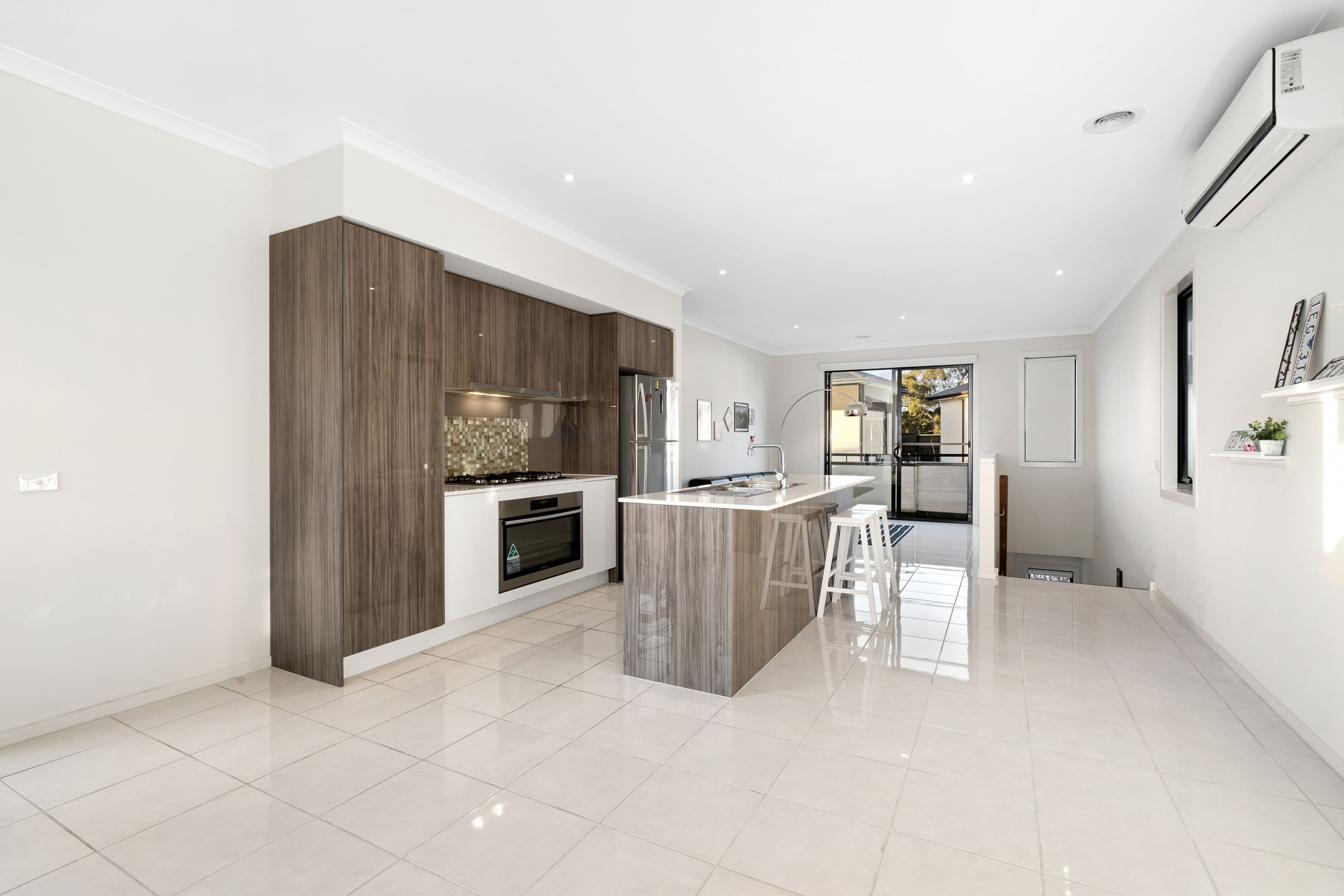 44 Zara Close, Bundoora VIC 3083, Bundoora - Thumbnail 7
