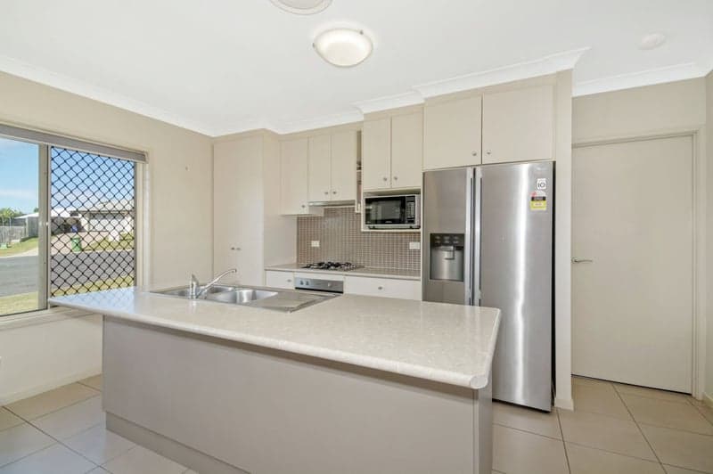 6 Silverbirch Court, Upper Caboolture - Thumbnail 8