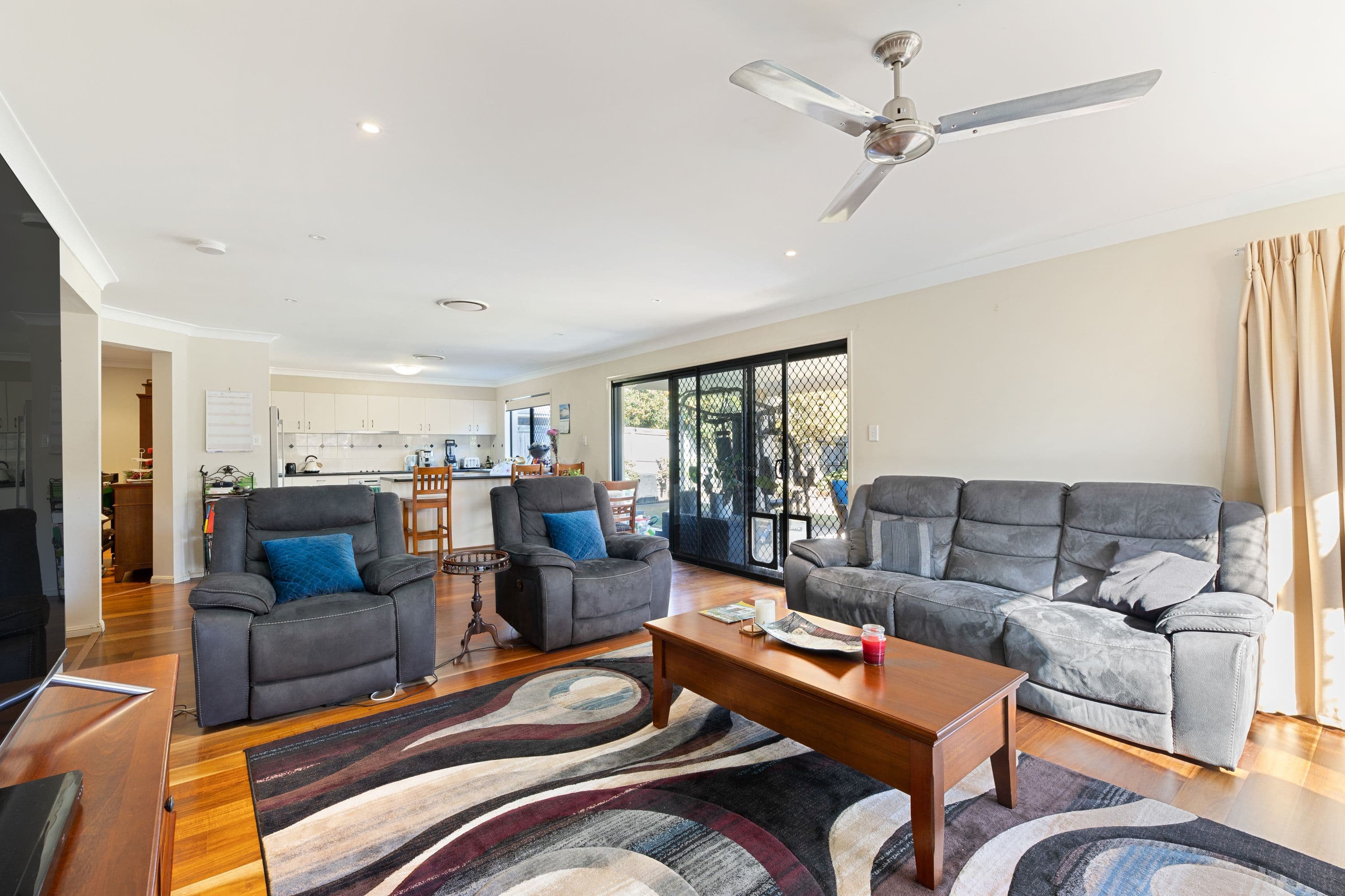 19 Gaskill Court, Albany Creek QLD 4035, Albany Creek - Thumbnail 4