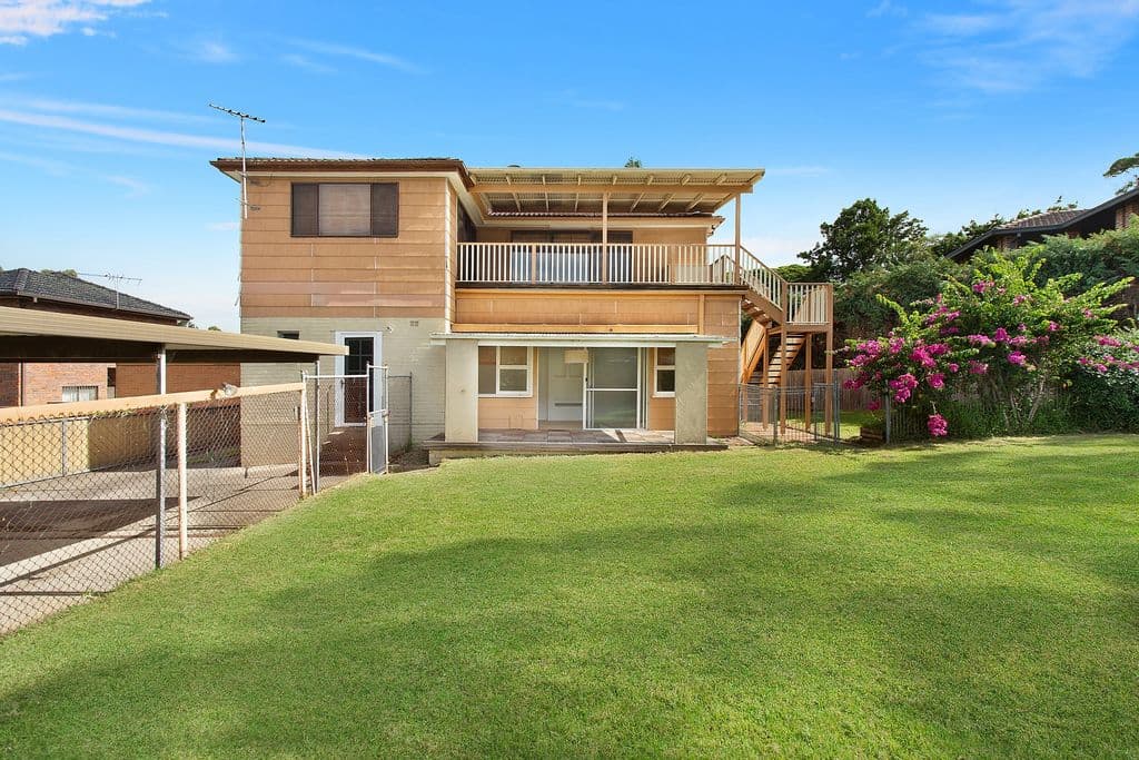 4 Florey Place, Abbotsford - Image 1