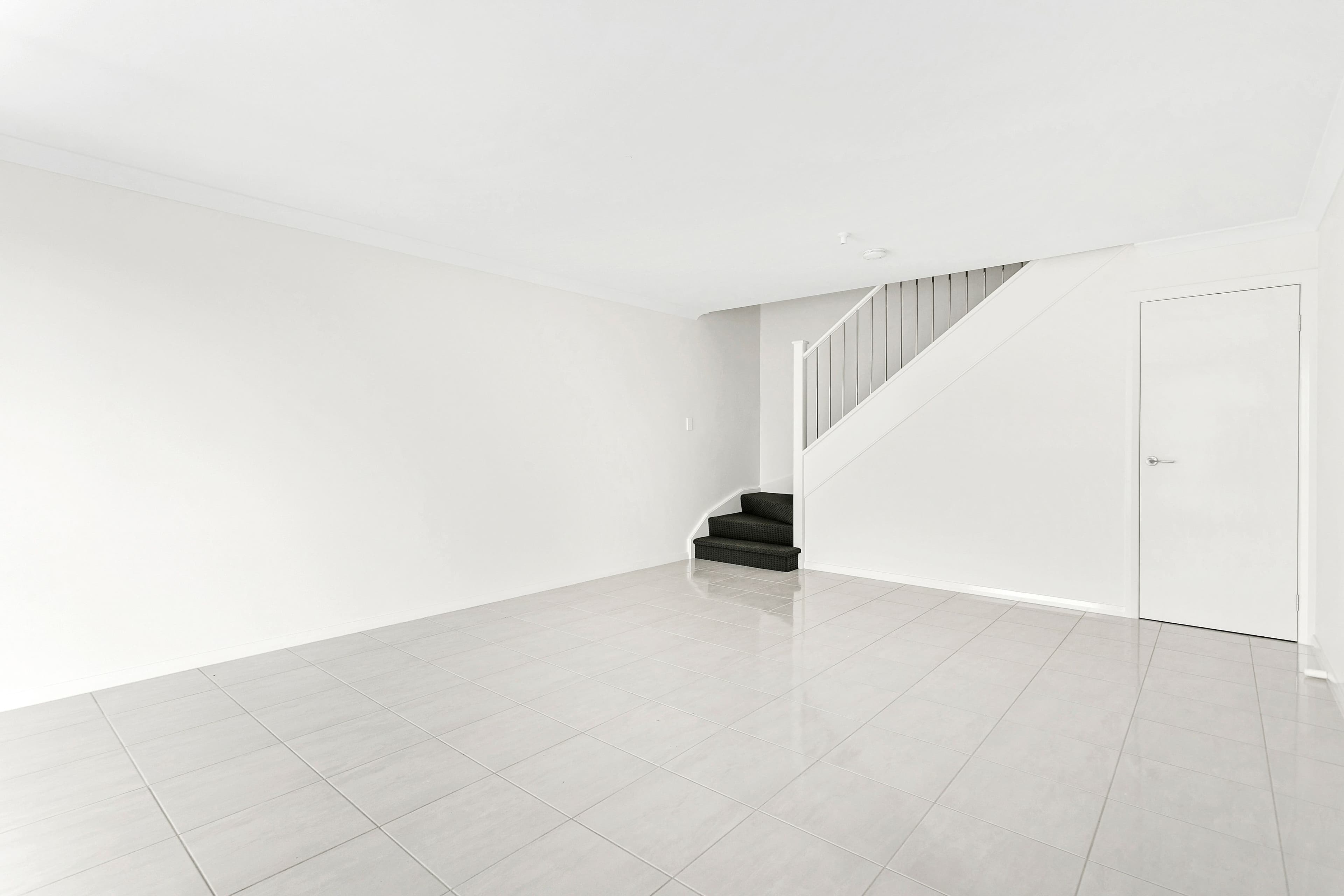 5 Mcnevin Close, Calderwood - Thumbnail 7