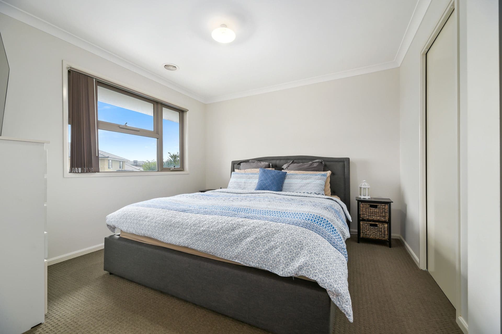 35 Brightstone Drive, Clyde North VIC 3978, Clyde North - Thumbnail 7