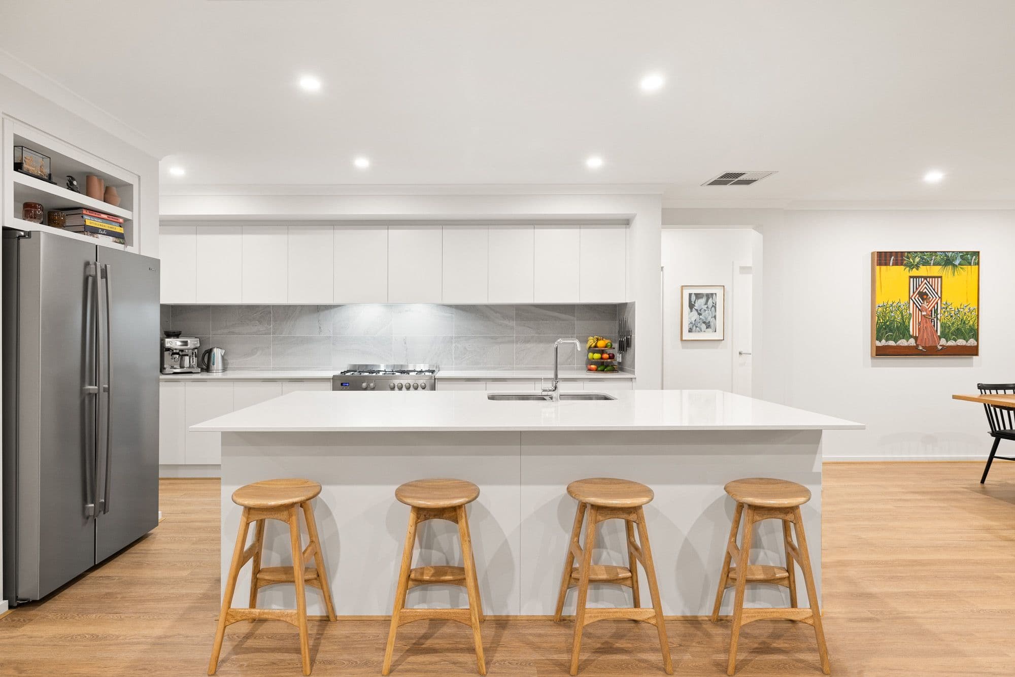 18 Buckland Circuit, Werribee VIC 3030, Werribee - Thumbnail 4