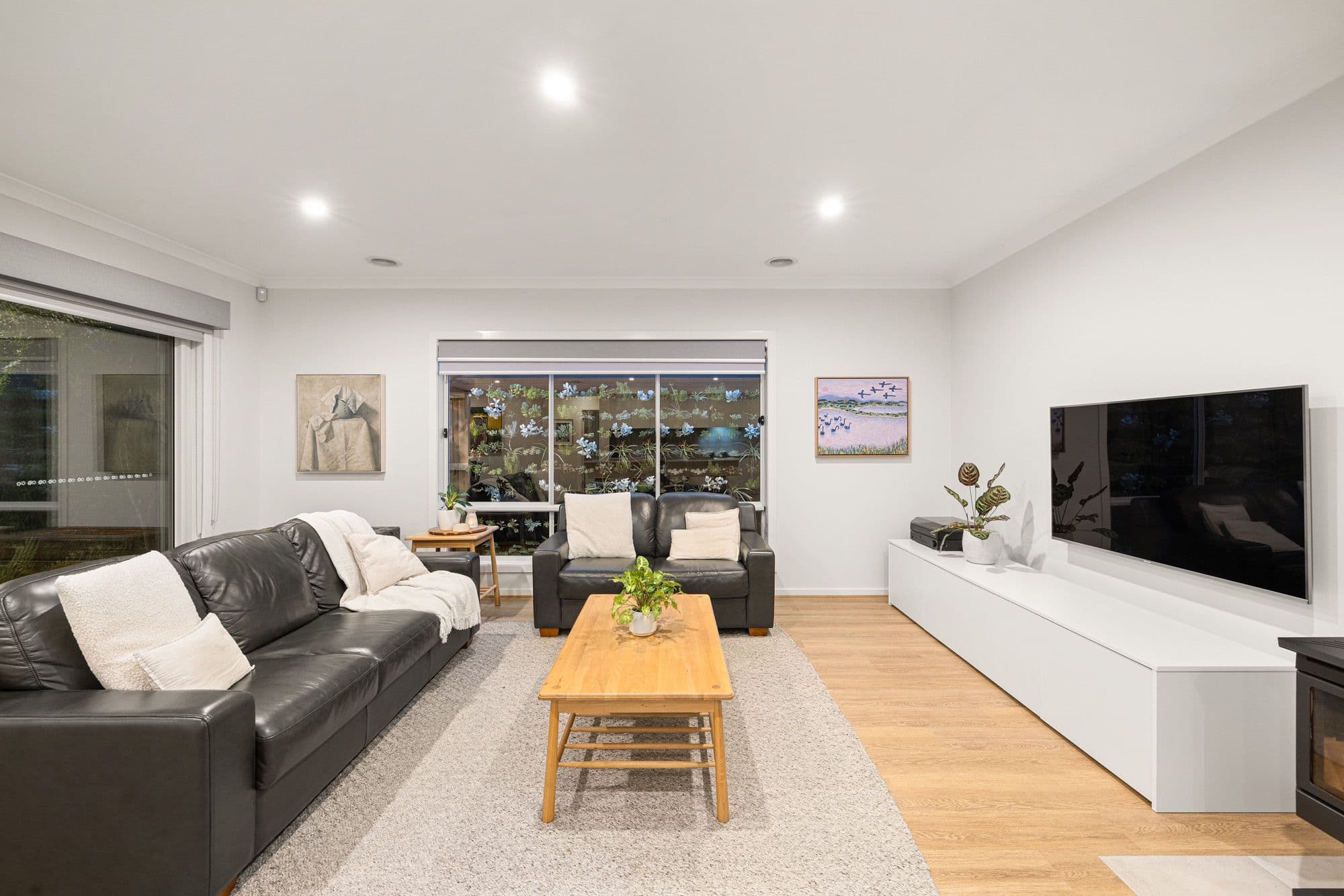18 Buckland Circuit, Werribee VIC 3030, Werribee - Thumbnail 8