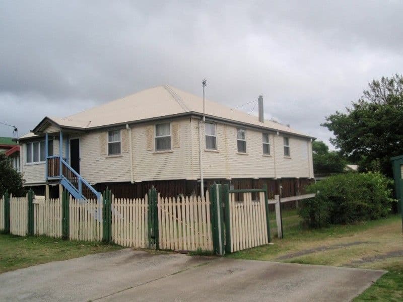 19 Wood Street, WARWICK QLD 4370, Warwick - Thumbnail 2