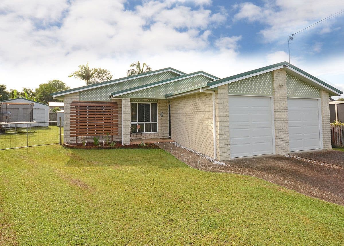 9 Trisha Court, SCARNESS QLD 4655, Scarness - Image 1