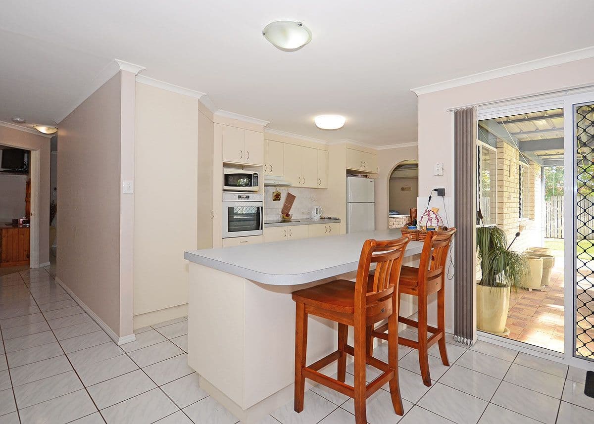9 Trisha Court, SCARNESS QLD 4655, Scarness - Thumbnail 8