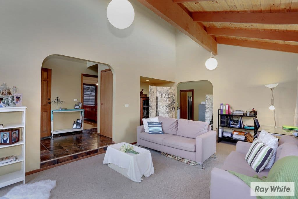 11 LANIER Crescent, CROYDON NORTH VIC 3136, Croydon North - Thumbnail 3