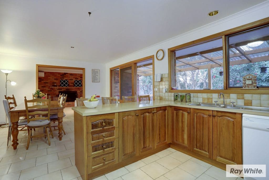 11 LANIER Crescent, CROYDON NORTH VIC 3136, Croydon North - Thumbnail 4