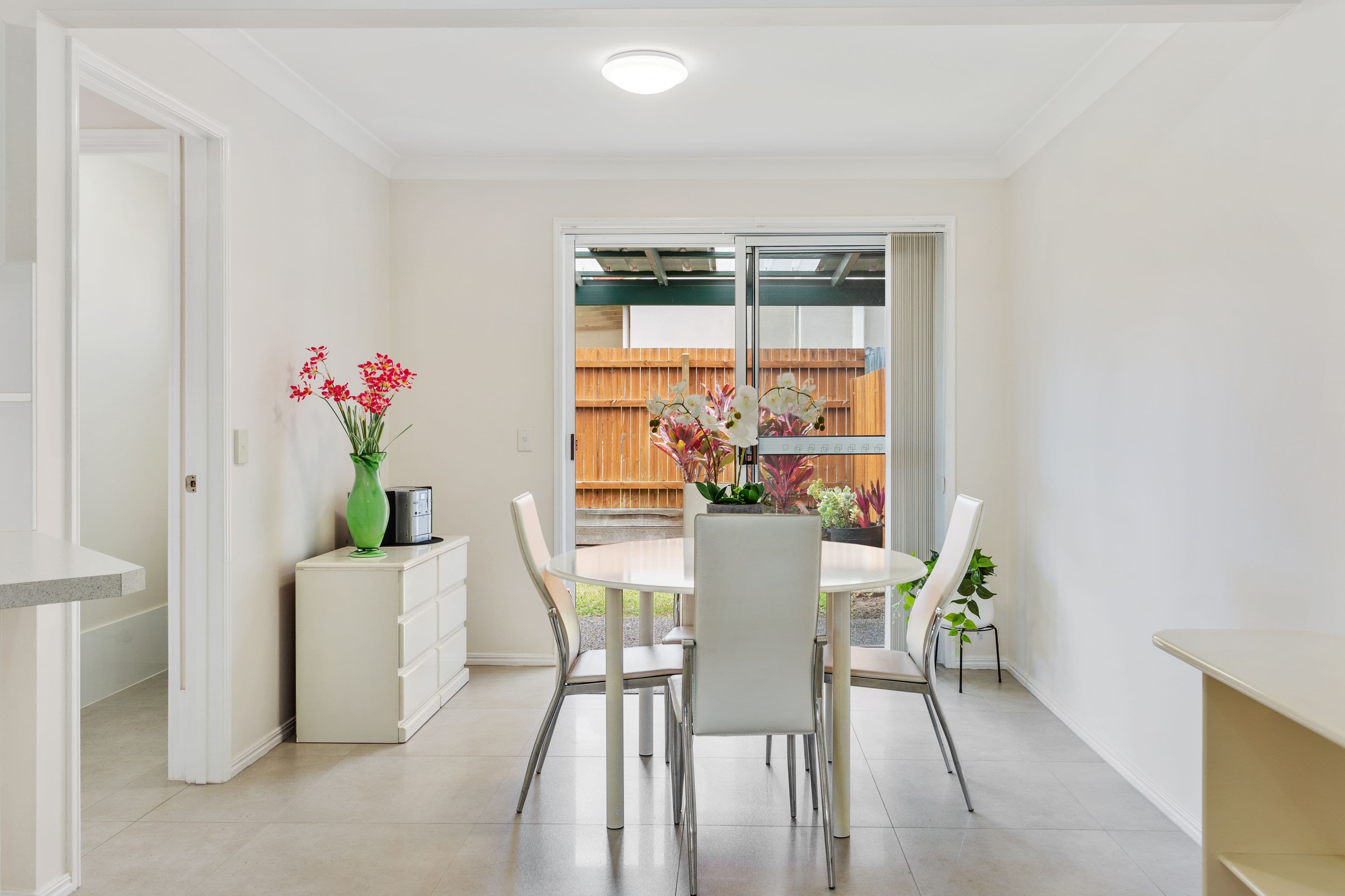 27 Ashbourne Terrace, Biggera Waters QLD 4216, Biggera Waters - Thumbnail 4