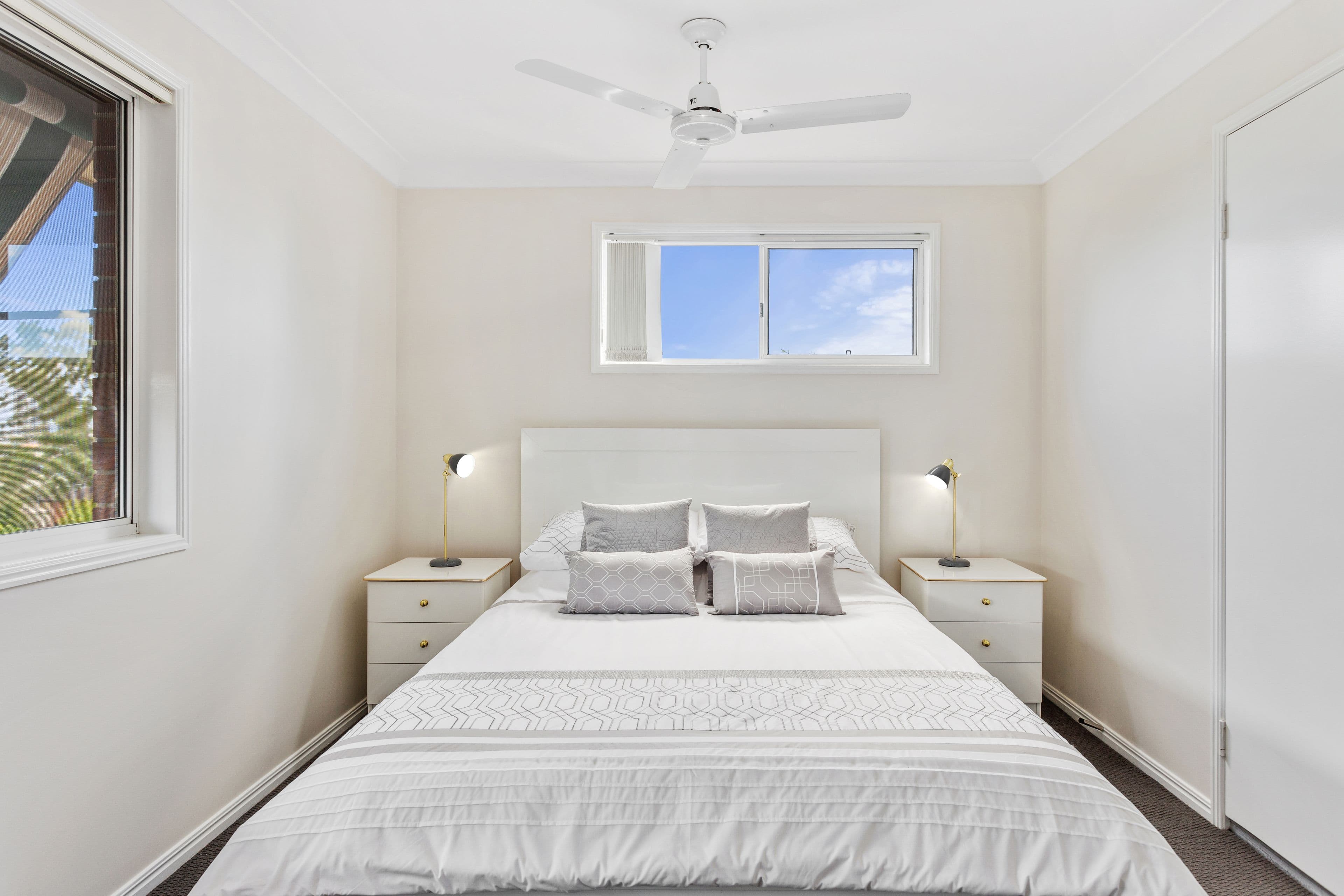 27 Ashbourne Terrace, Biggera Waters QLD 4216, Biggera Waters - Thumbnail 6