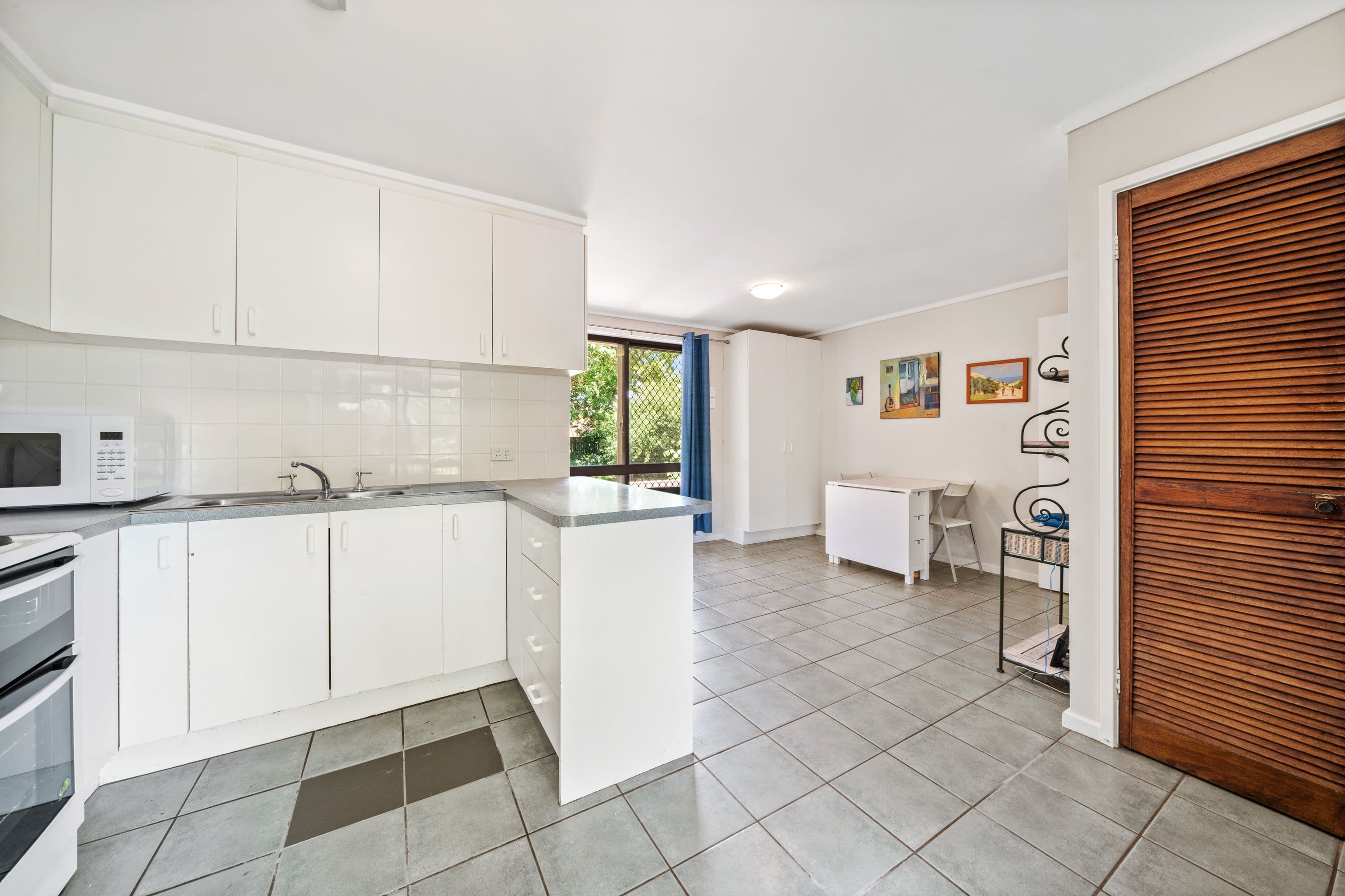 8 Nivison Place, Charnwood ACT 2615, Charnwood - Thumbnail 8