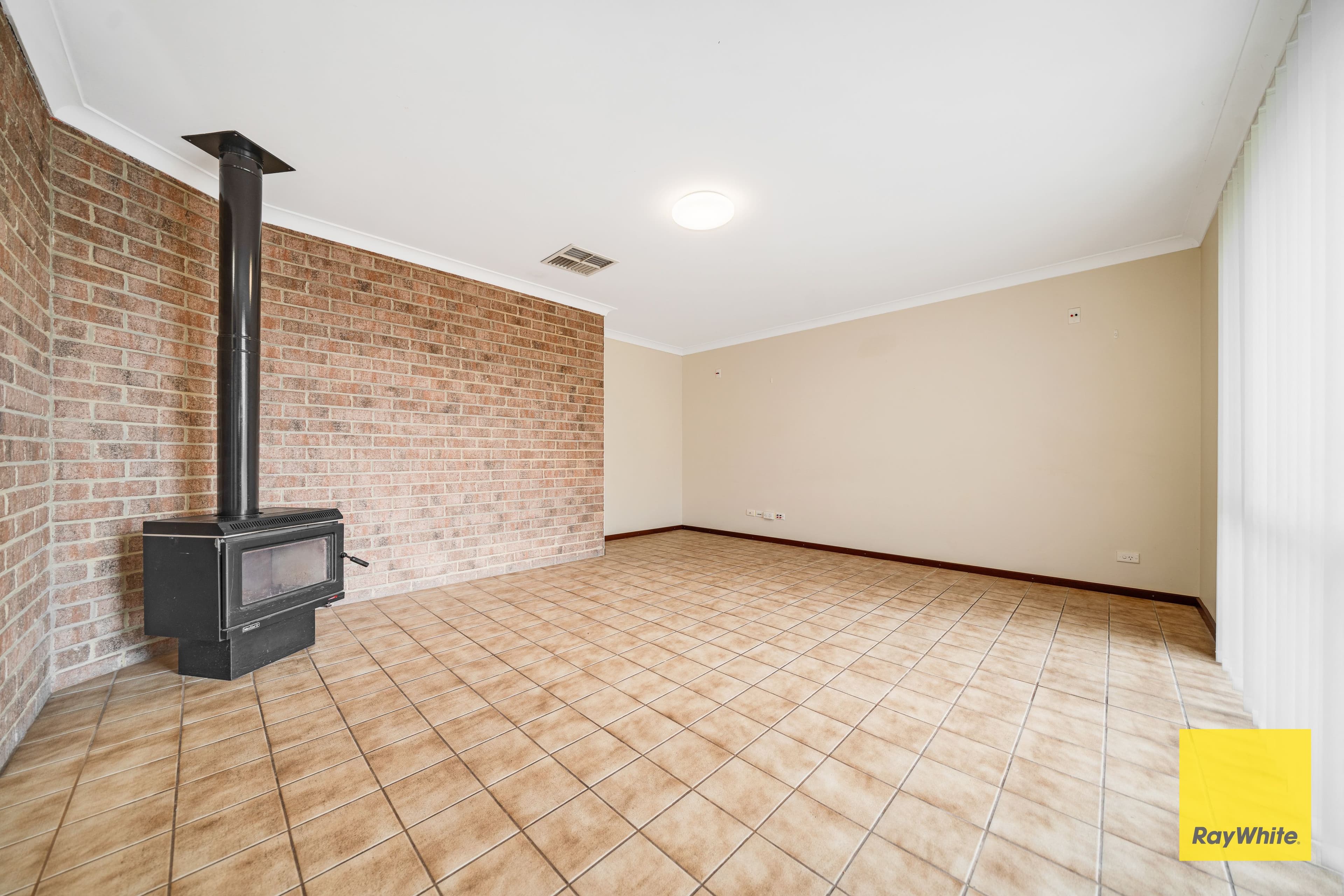 11 Ambleside Close, Balga WA 6061, Balga - Thumbnail 4