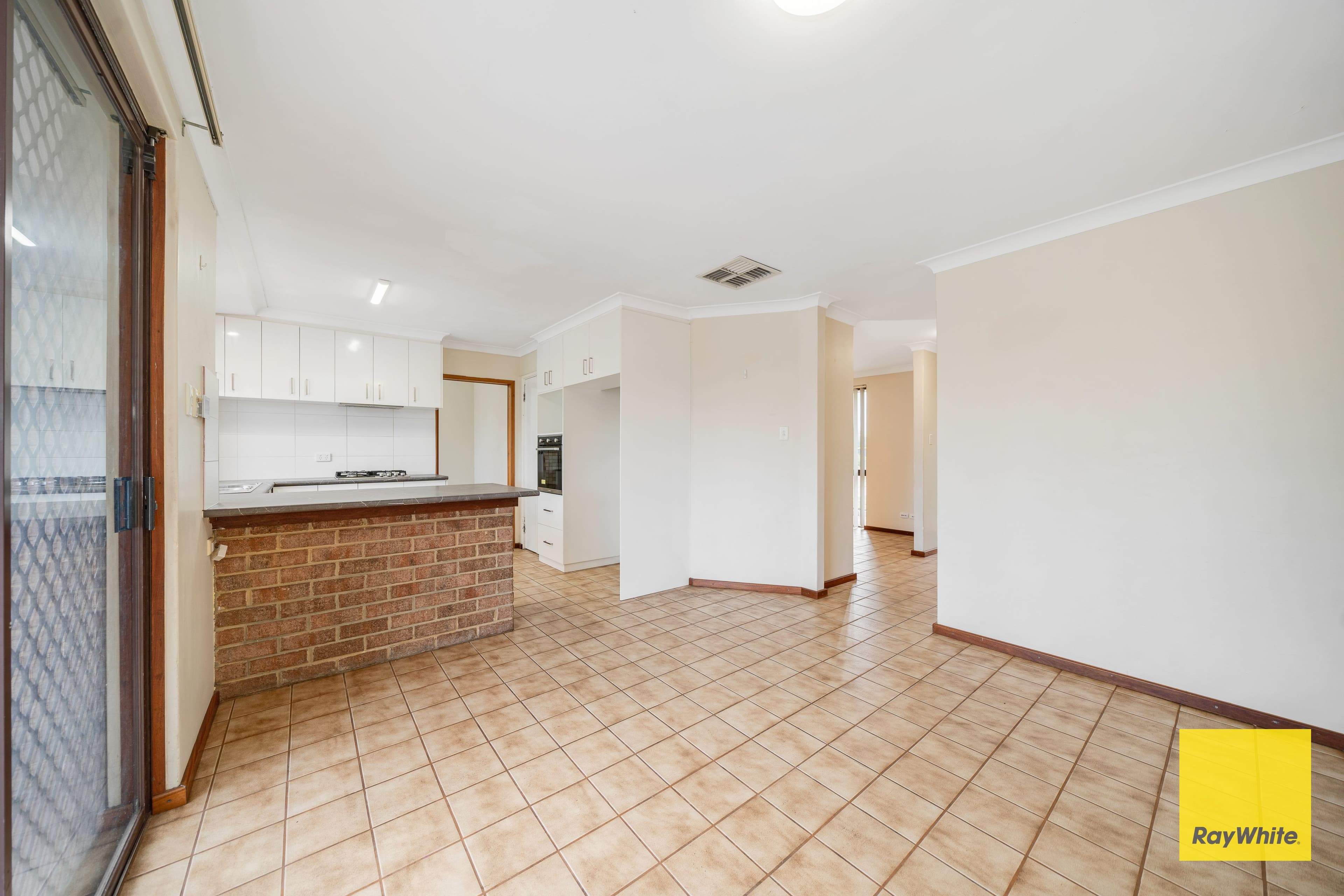 11 Ambleside Close, Balga WA 6061, Balga - Thumbnail 6