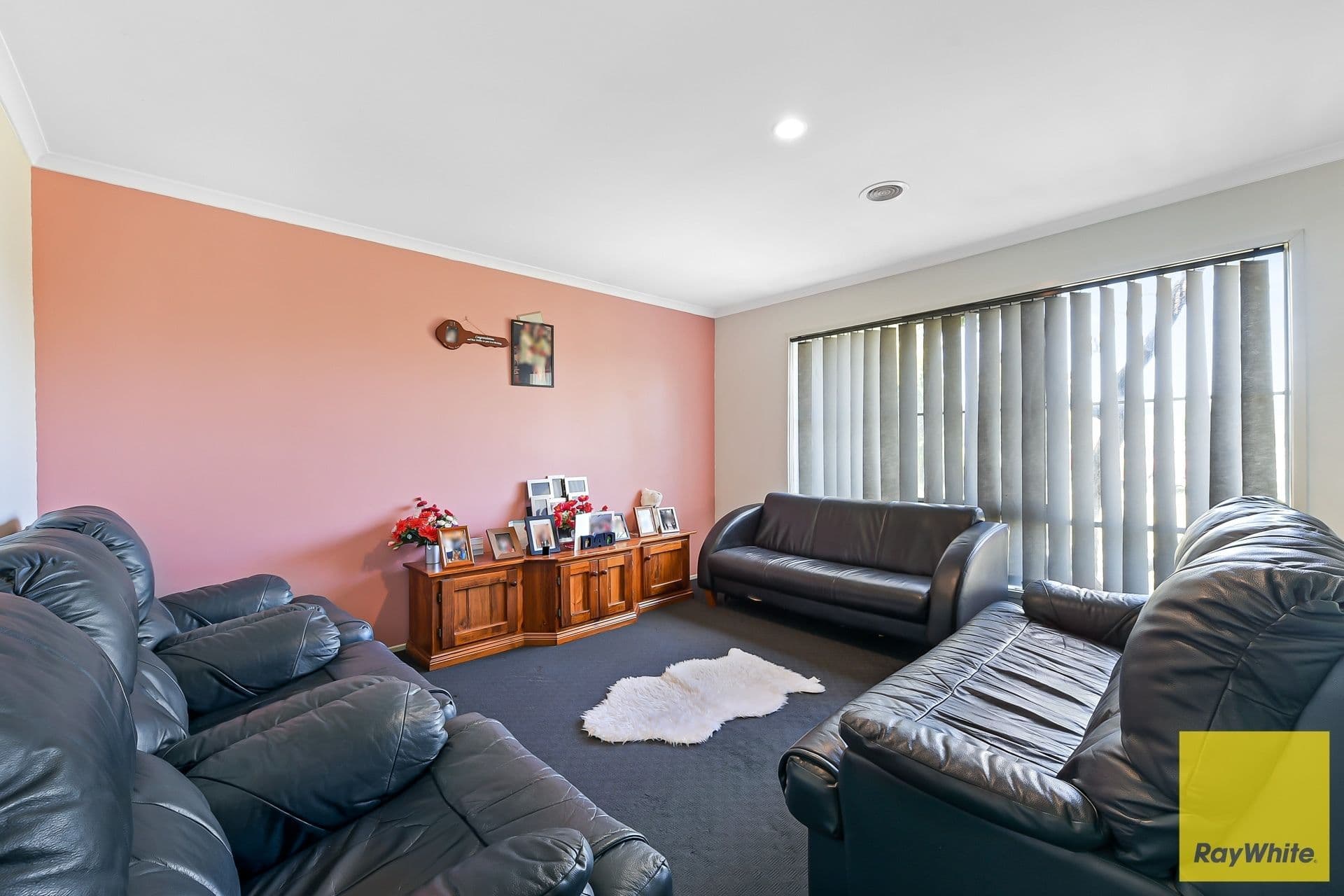 16 Claremont Glen, Berwick VIC 3806, Berwick - Thumbnail 2