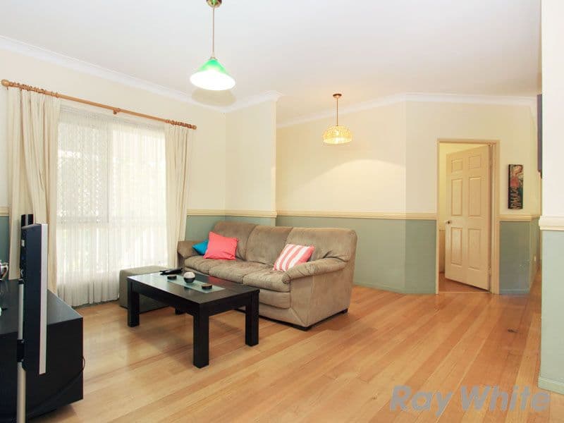 4 Mareeba Court, ARANA HILLS QLD 4054, Arana Hills - Thumbnail 3