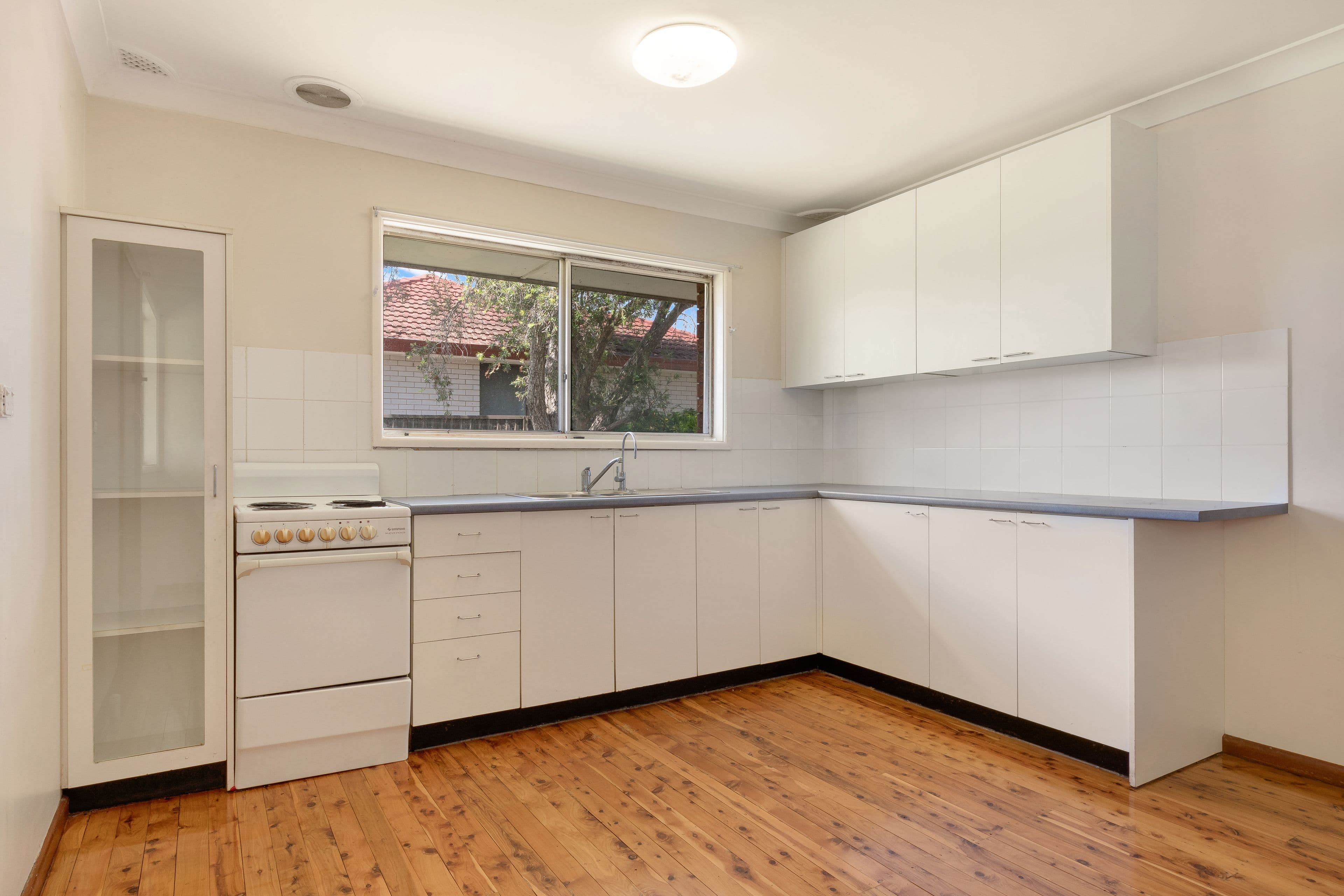 2 Wilfrid Street, Macquarie Fields - Thumbnail 2