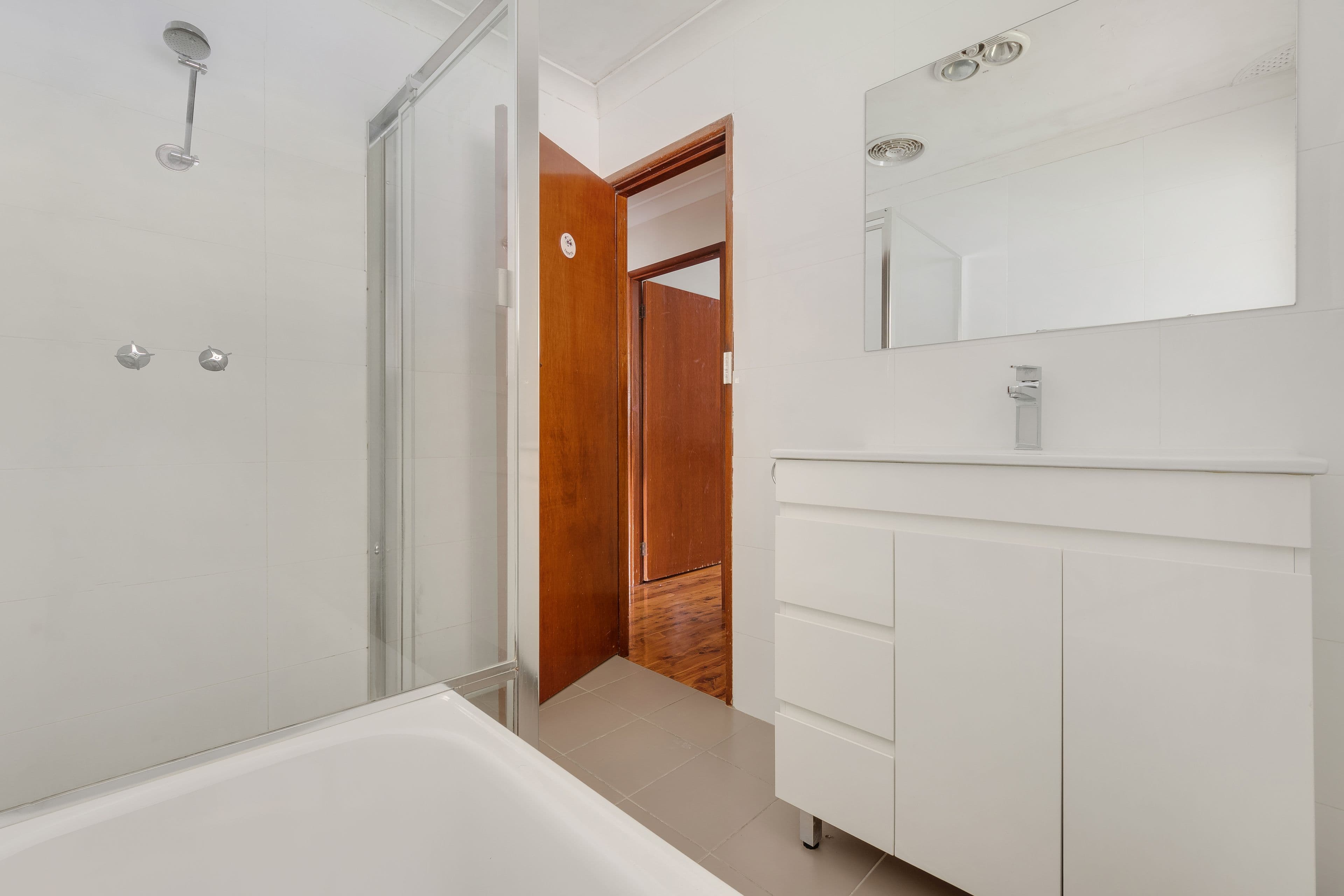 2 Wilfrid Street, Macquarie Fields - Thumbnail 7