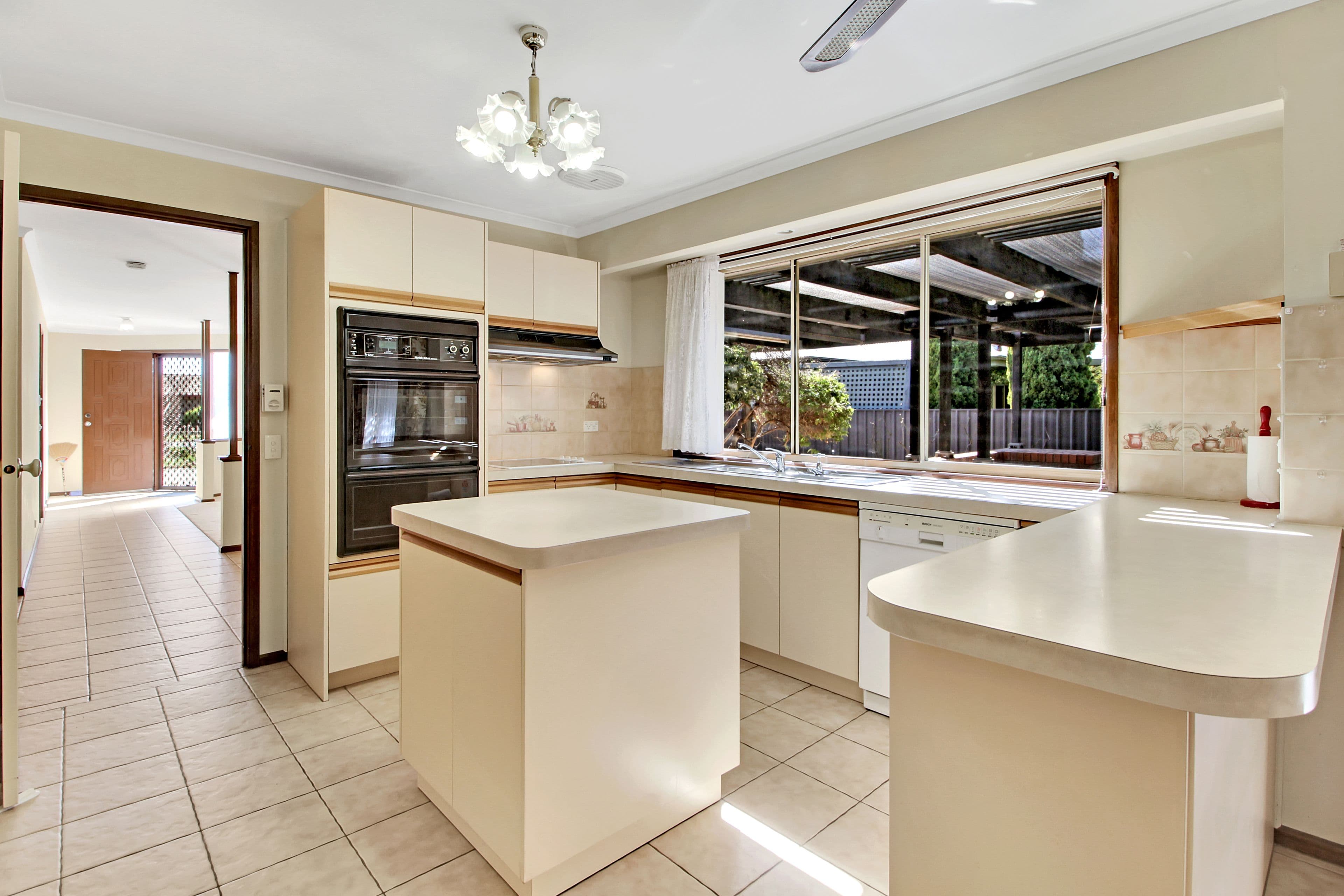 17 Korinthos Street, Renmark SA 5341, Renmark - Thumbnail 2