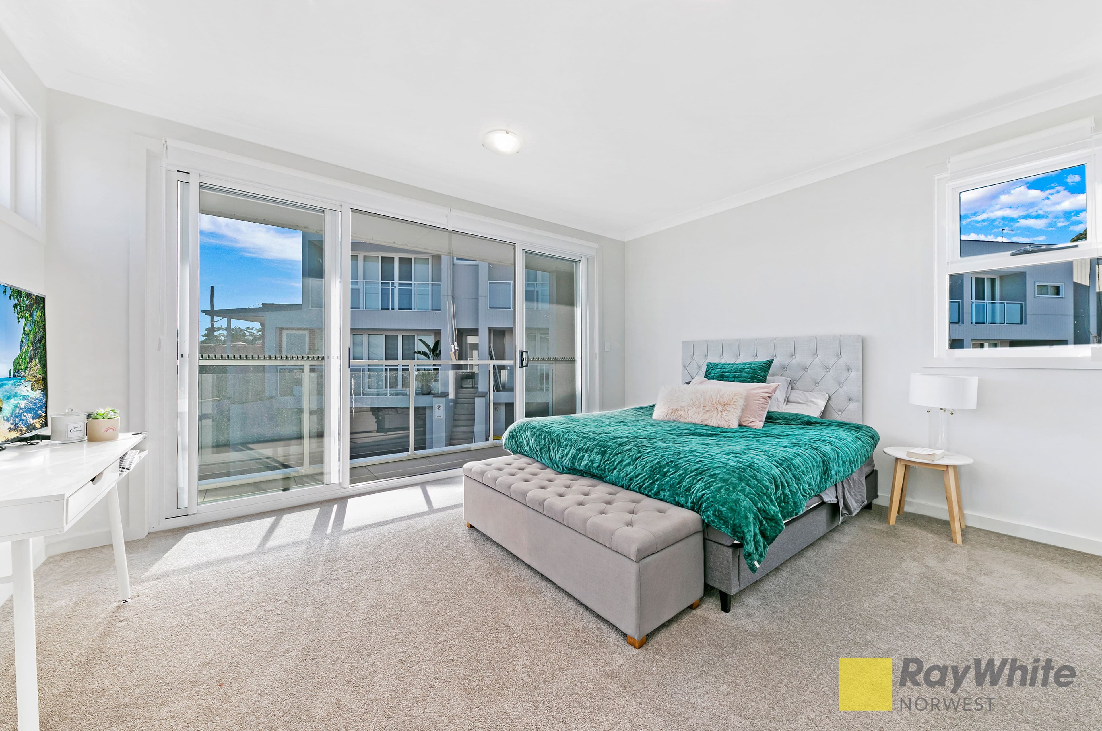 10 Chloe Circuit, NORWEST NSW 2153, Norwest - Thumbnail 6