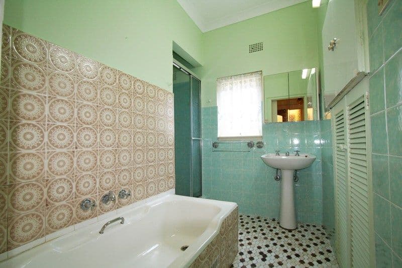 30 Earlwood Cresent, BARDWELL PARK NSW 2207, Bardwell Park - Thumbnail 6