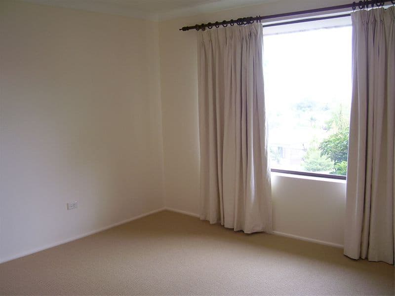 36  Barton Street, PARKES NSW 2870, Parkes - Thumbnail 4