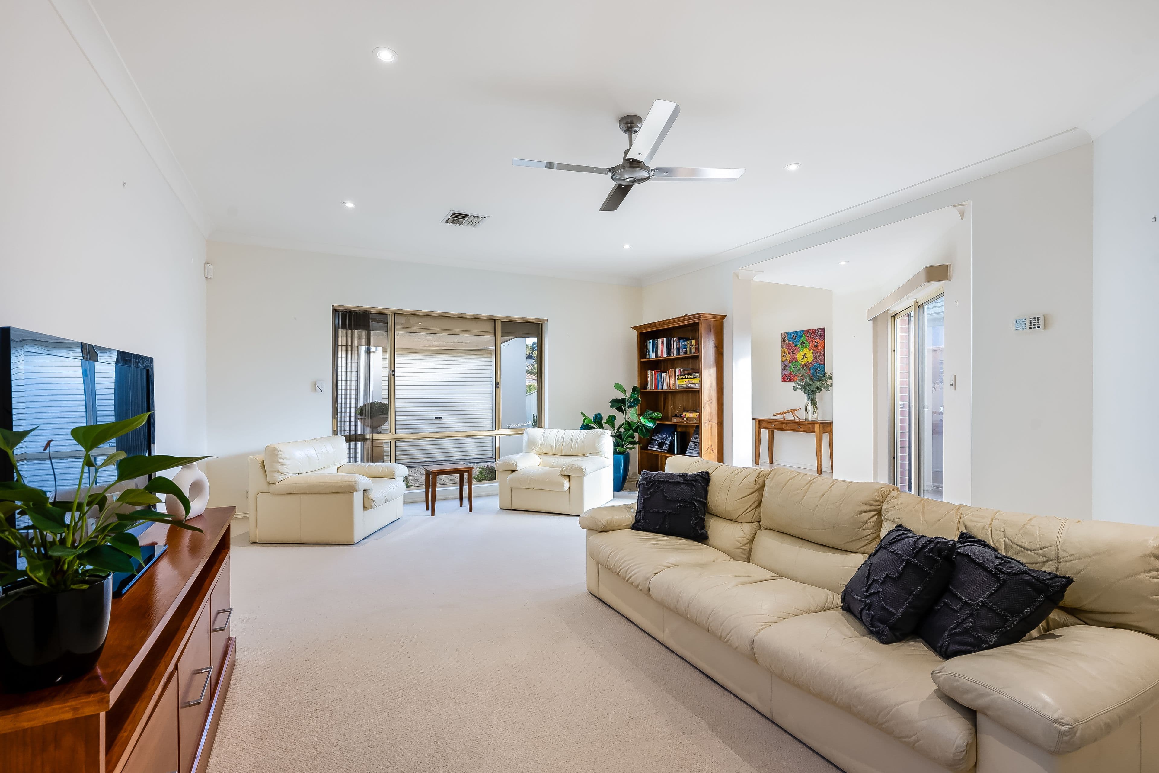 112 Cliff Street, Glengowrie SA 5044, Glengowrie - Thumbnail 4