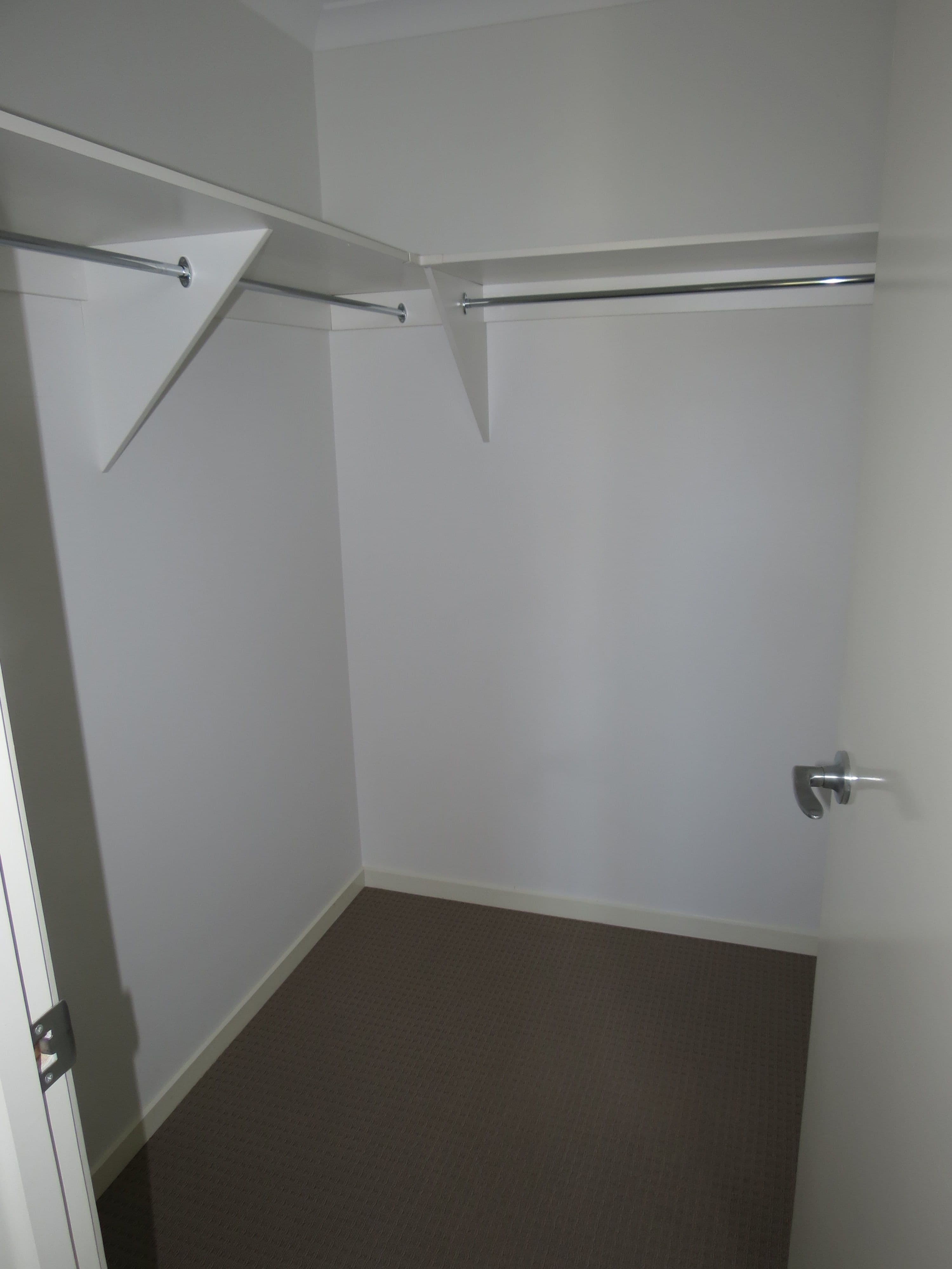 24 Amber Street, Emerald QLD 4720, Emerald - Thumbnail 4