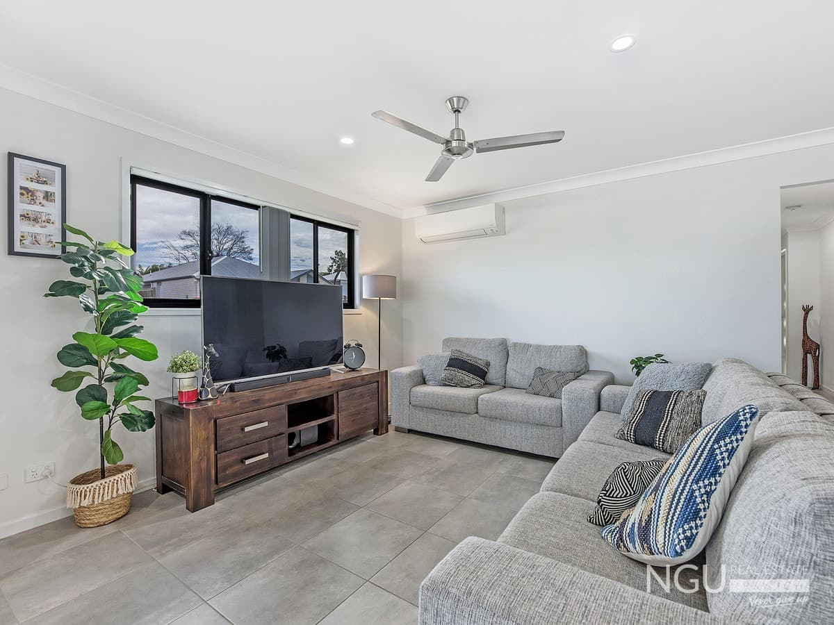 20 Wright Crescent, Flinders View QLD 4305, Flinders View - Thumbnail 6
